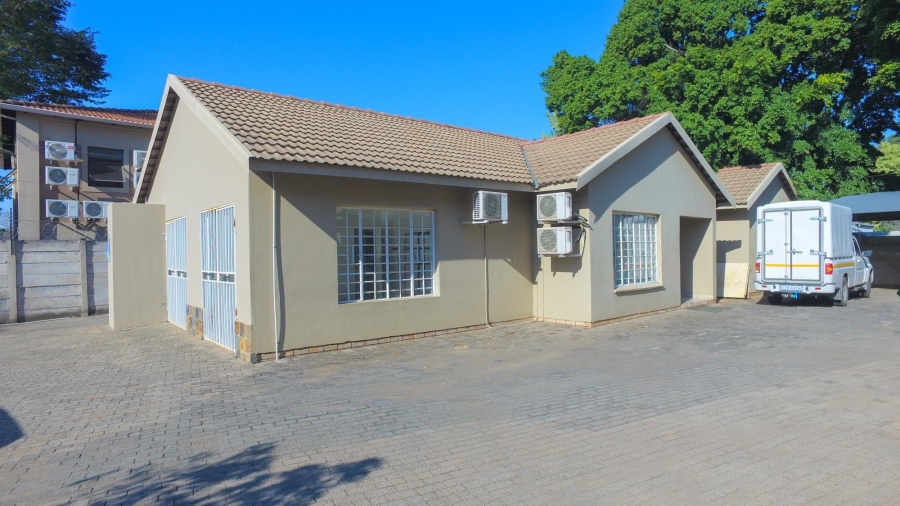 Commercial Property for Sale in Bodorp North West